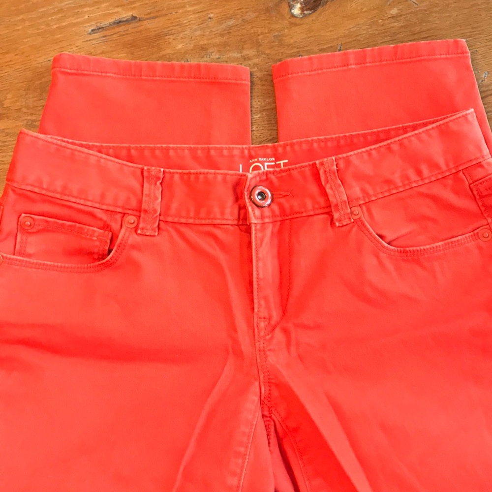 Cropped pants. - Picture 2 of 4